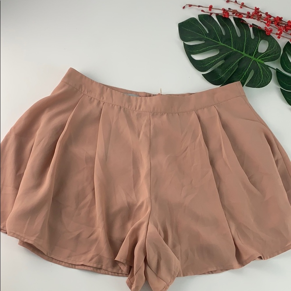 Charlotte Russe Women’s shorts size L - Picture 3 of 9